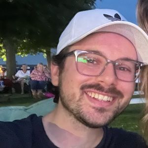 Meet your Posher, Gian